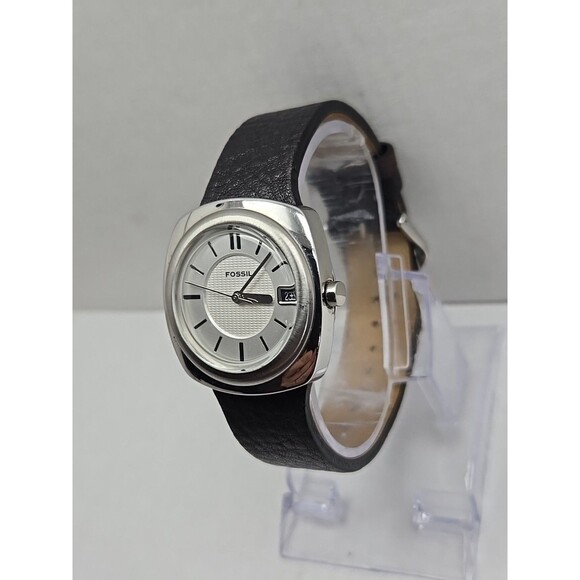 Fossil F2 Womens Cushion Silver Tone Date Watch Black Leather Strap New Battery - Picture 2 of 12